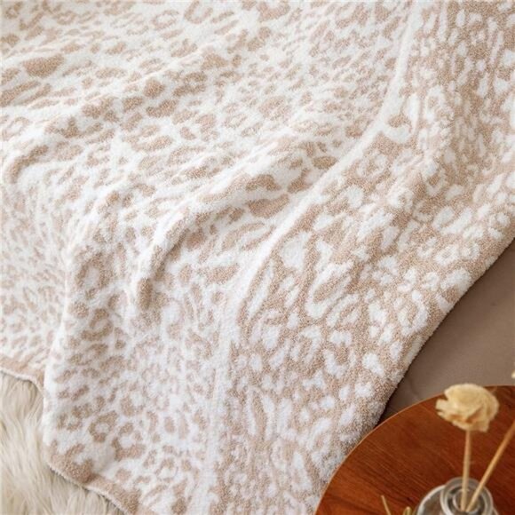 HOME Ultra Soft Leopard Throw Blanket (50x60 inches) Microfiber - Picture 6 of 7